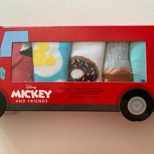 Disney No Show Socks 5 pair Sz4-10